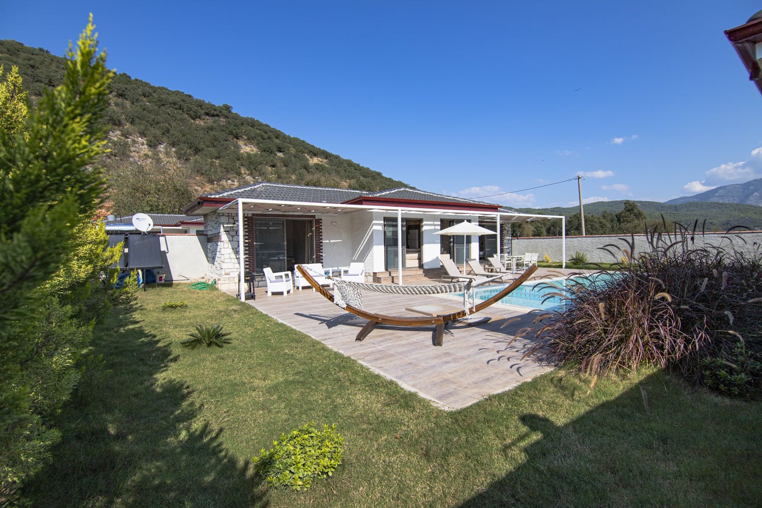 Villa Alaçatı İslami Tatil Villaları